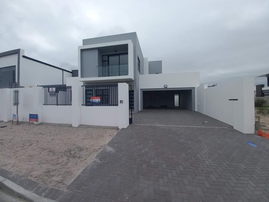 5 Bedroom Property for Sale in Sandown Western Cape